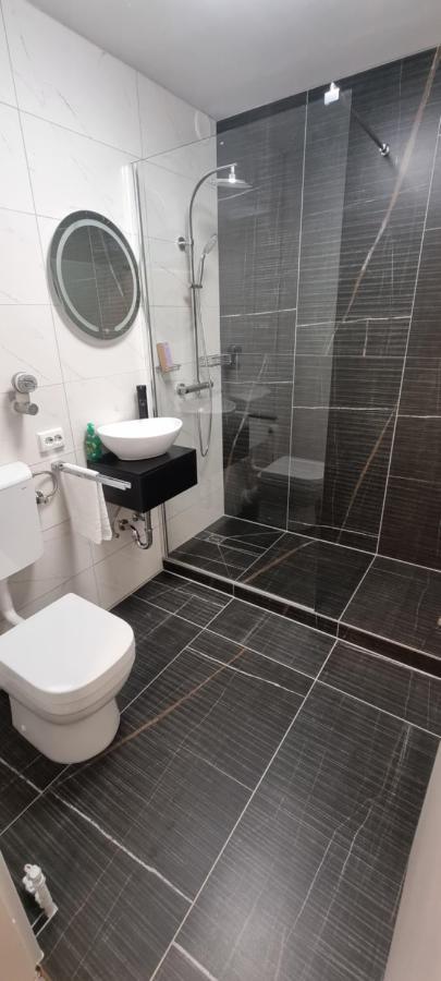 Studio-Apartment ' Andrei 1 ' - Neu In Neuburg An Der Donau Zewnętrze zdjęcie
