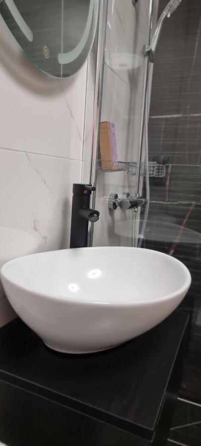 Studio-Apartment ' Andrei 1 ' - Neu In Neuburg An Der Donau Zewnętrze zdjęcie